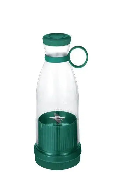 Green portable juicer blender with a modern design. Ideal for making fresh and healthy smoothies anywhere.